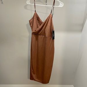 Brand New (With Tags) Lulus Copper Velvet Dress, Size Medium